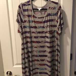 2XL LuLaRoe Carly